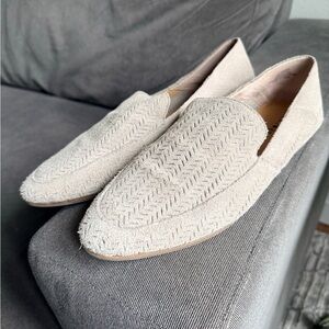 Lucky Brand Light Gray Suede Loafers Size 9.5